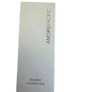 Amore Pacific Treatment Cleansing Foam